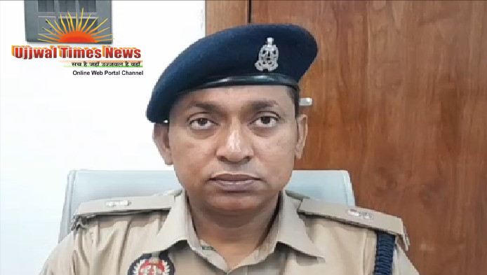 ट्रैफिक नियम तोड़ने वालों पर पुलिस का शिकंजा, हेलमेट से लेकर ई-रिक्शा ओवरलोडिंग तक कार्रवाई